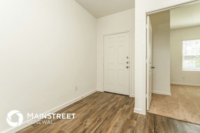 Photo - 436 Canoe Way