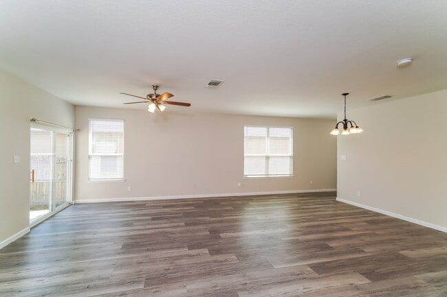 Photo - 2012 Brandywine Dr