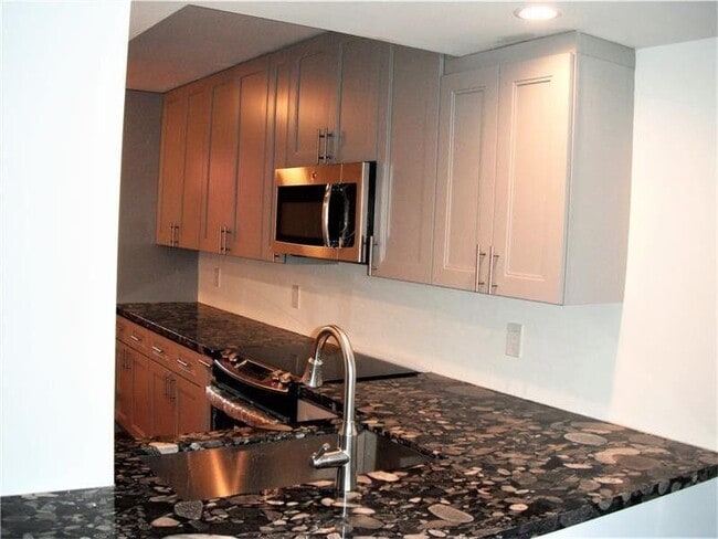 Photo - 640 Tennis Club Dr Unit 306