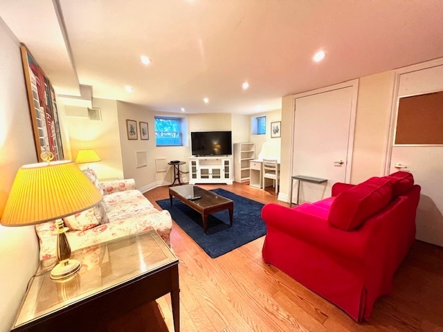 Building Photo - 120 Crescent Rd Unit Lower