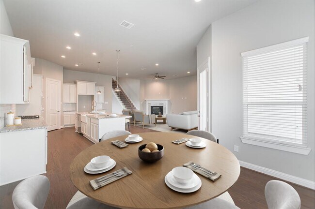Photo - 2344 Goldenglade Dr