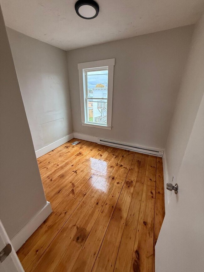 Photo - 65 Charlton St Unit 3
