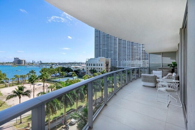 Photo - 488 NE 18th St Unit 508