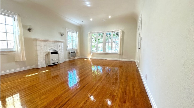 Photo - 422 N Spaulding Ave Apartment Unit 422L