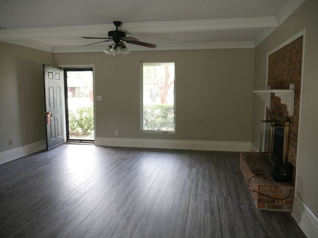 Photo - Beautiful ranch style home