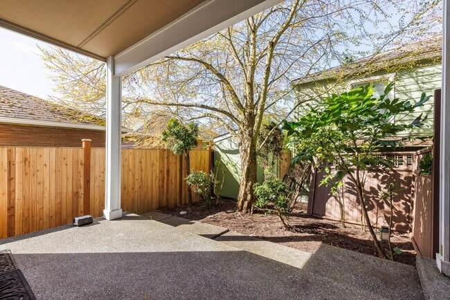 Photo - 1619 SW Barton St