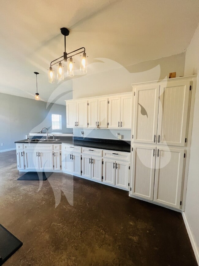 Photo - "Cozy 1-Bedroom Retreat in Woodward, OK - Your Peaceful Getaway Awaits!"