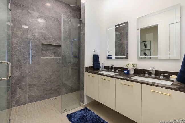 Photo - 123 Lexington Ave Unit 1210