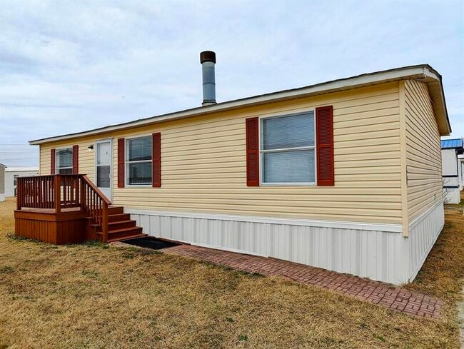 Photo - 220 Sunshine Dr