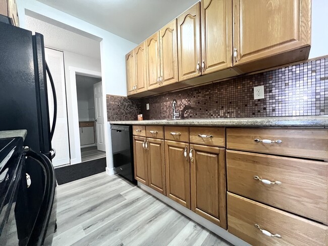 Photo - 5715-5133 133 Ave NW Unit 12c