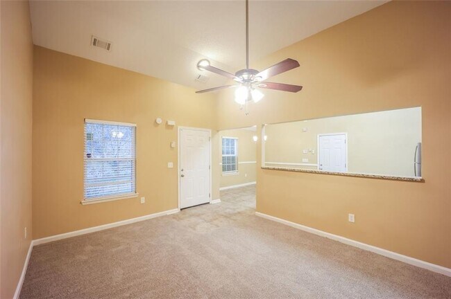 Photo - 4827 Wolfcreek View