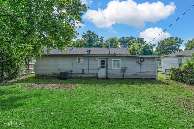 Photo - 1222 Lampkin St