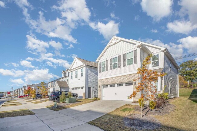 Photo - 15223 Scoter St