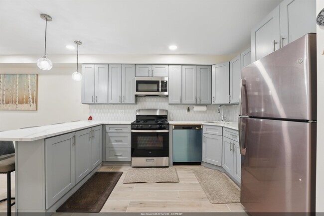 Photo - 949 Summit Ave Condo Unit 1