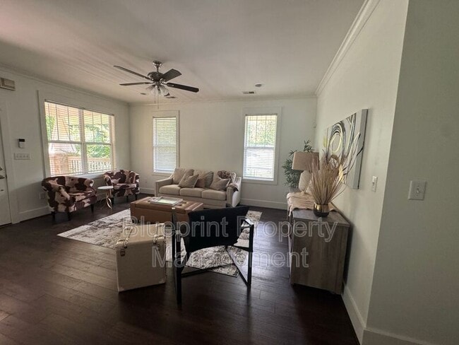 Photo - 521 59th Pl S