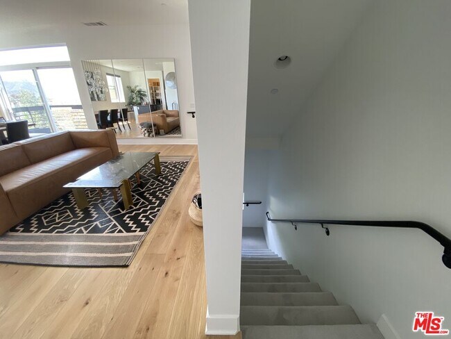 2753 Waverly Dr Unit 801
