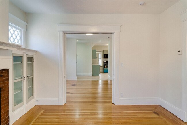 Photo - 31 Firglade Ave