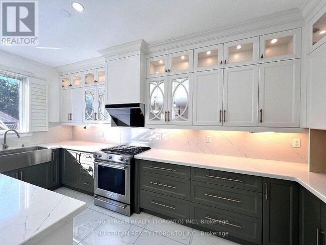 Photo - 5 Victoria Wood Ave