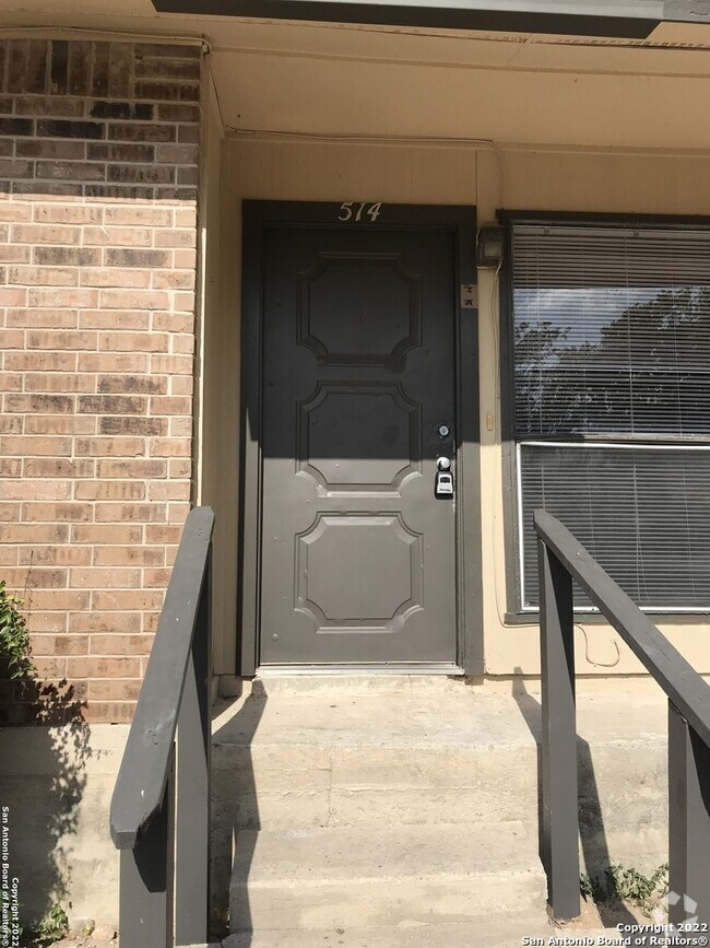 Building Photo - 514 Kellys Way Rental