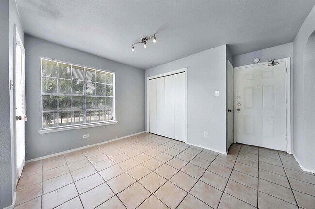 Photo - 10630 Westbrae Pkwy Unit 604