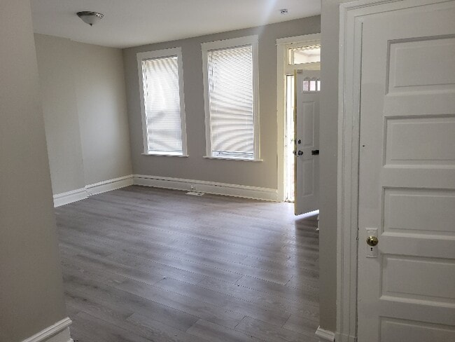 Photo - 4155 McRee Ave Unidad 4155B