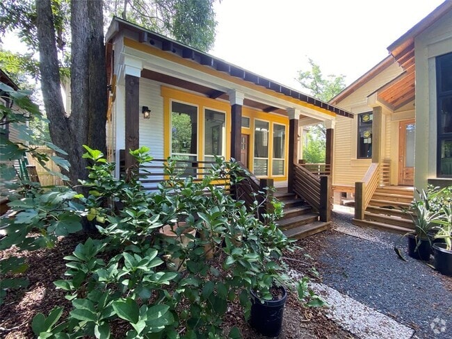 Building Photo - 815 E 23rd St Rental
