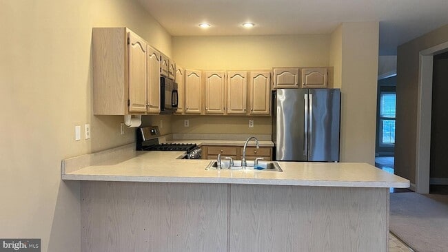 67 Highpoint Dr