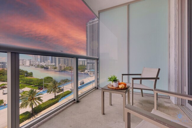 Photo - 2602 E Hallandale Beach Blvd Unidad ID1227306P