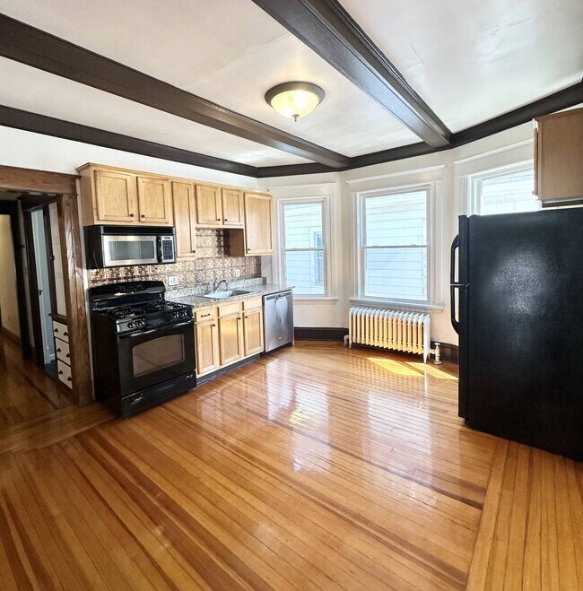 Photo - 423 Hamilton St