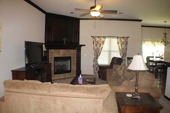 Photo - 4904 SW 122nd Terrace