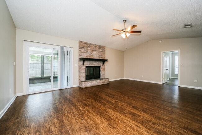 3167 Laurel Grove S