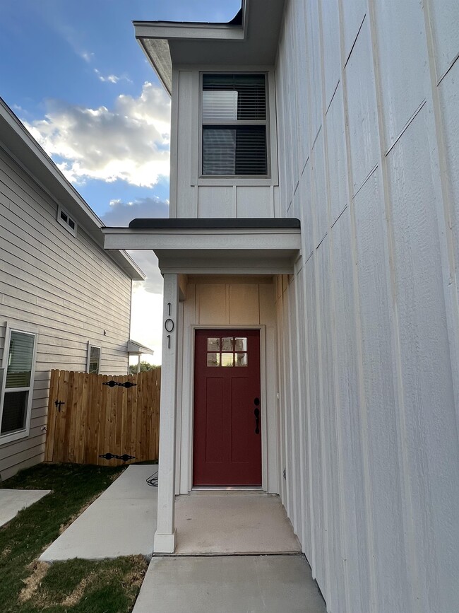 Photo - 7513 Astro Fld