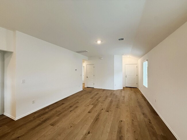 Photo - 3625 Blue Ave