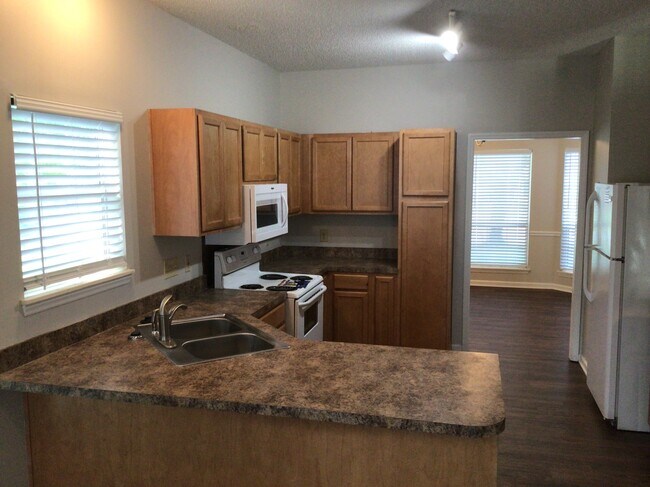 Photo - 13615 Portpatrick Ln