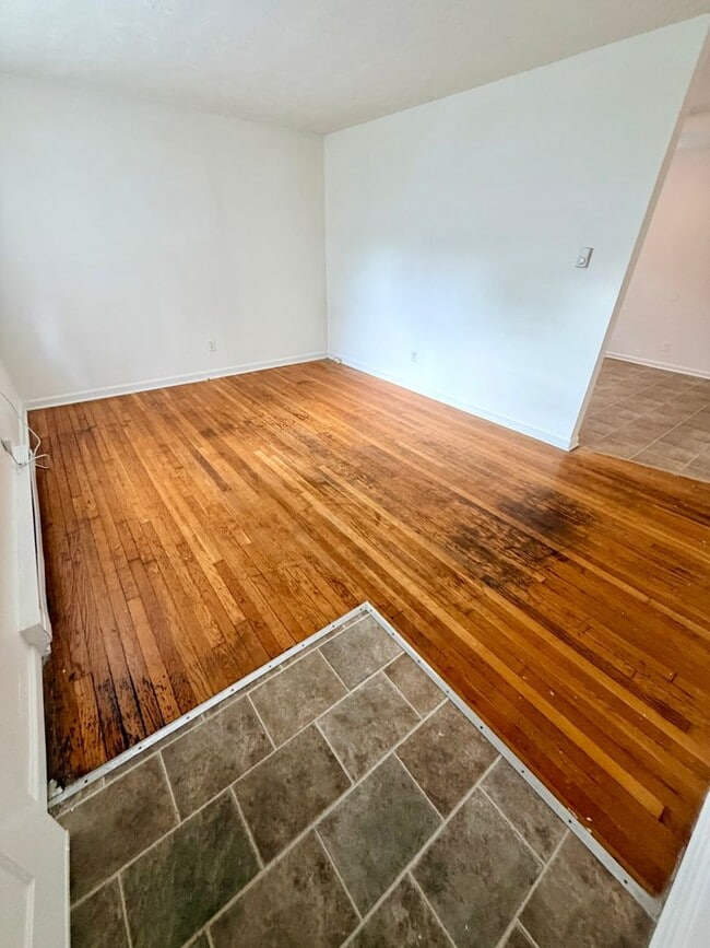 Photo - 1849 Costigan Dr