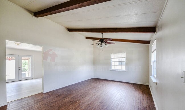 Photo - 1402 Elyse Dr