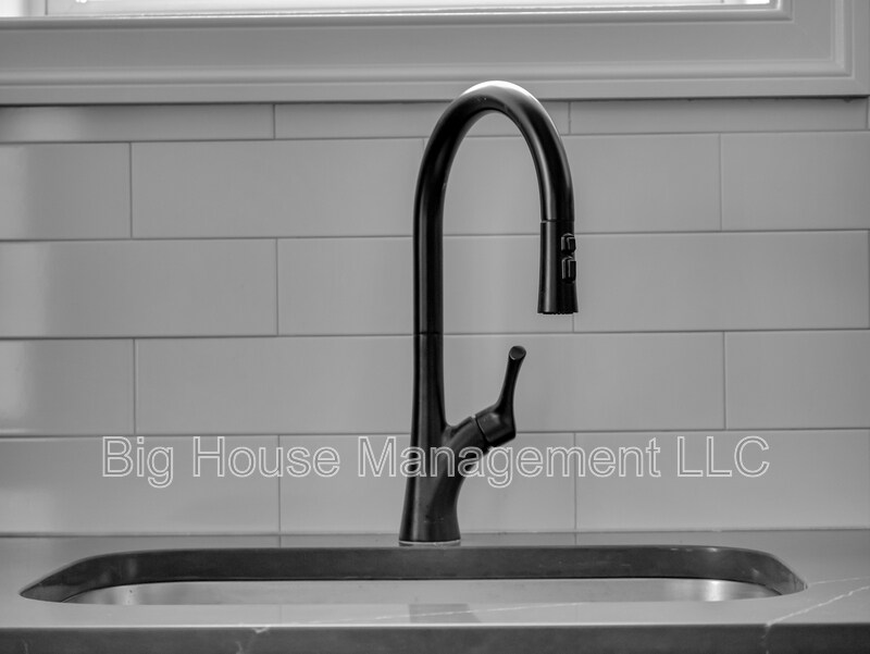 Photo - 707 Druid Park Lake Dr