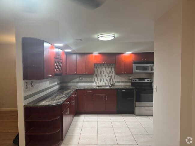 Building Photo - 4000 Gypsy Ln Unit 627 Rental