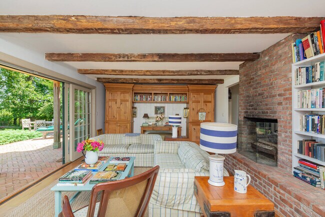 Photo - 17 Island Rd