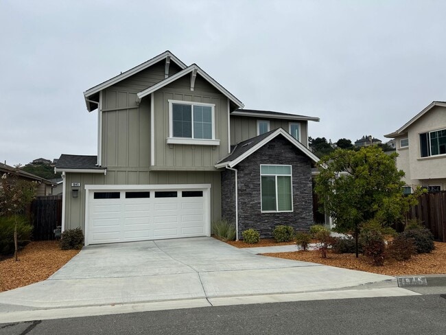 Photo - Fountaingrove 4 bedroom beauty
