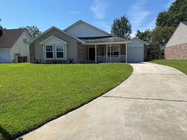 Photo - 446 Falcon Dr