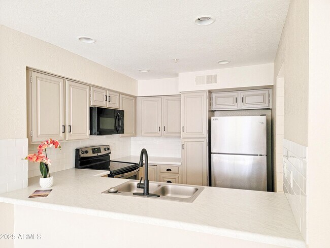 Photo - 10080 E Mountainview Lake Dr Unit 106