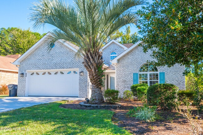 Photo - 8829 Lansdowne Dr NW