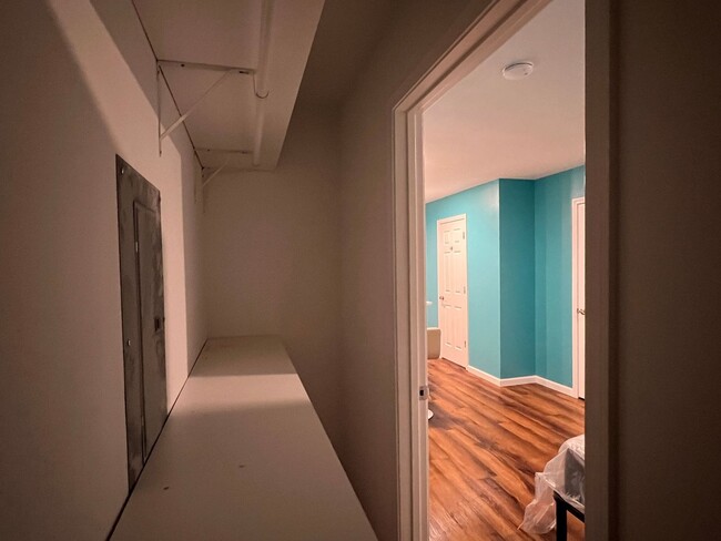 Building Photo - 127 Andoe St Rental
