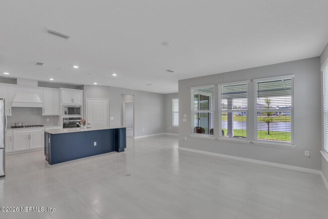 Photo - 351 Beechnut Cir