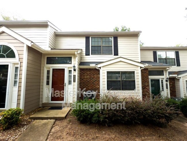 Building Photo - 2406 Condor Ct