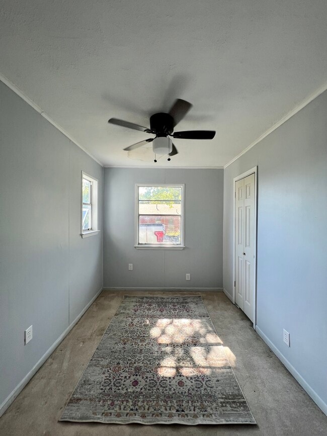 Photo - 501 W Elm St