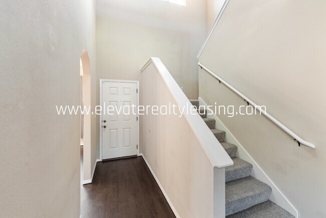 Photo - 2609 W Huntsville St