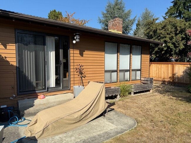 Photo - 8027 NE 114th St