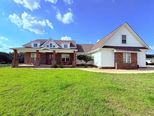 Building Photo - 1781 County Rd 700
